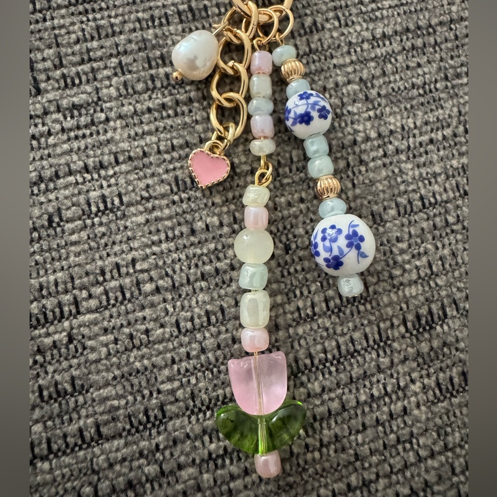 Designer Inspired Beaded Bag Charm Keychain with Tulip, Heart and Pearl Detail - Picture 3 of 4